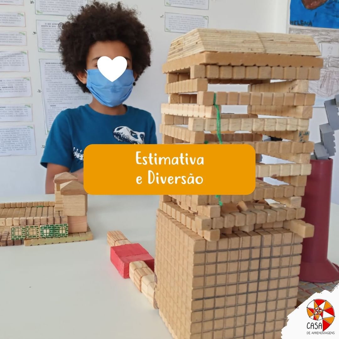 Blocos de madeira e matemática
